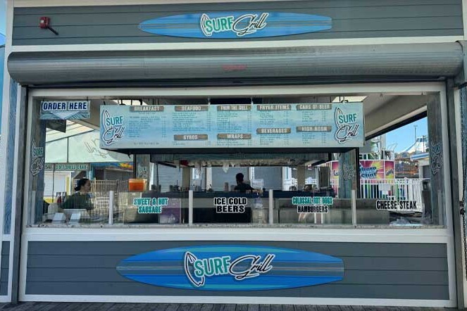 Surf Seafood & Grill stand on Casino Pier
